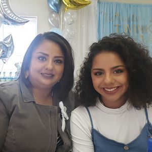 Meet your Posher, Maria